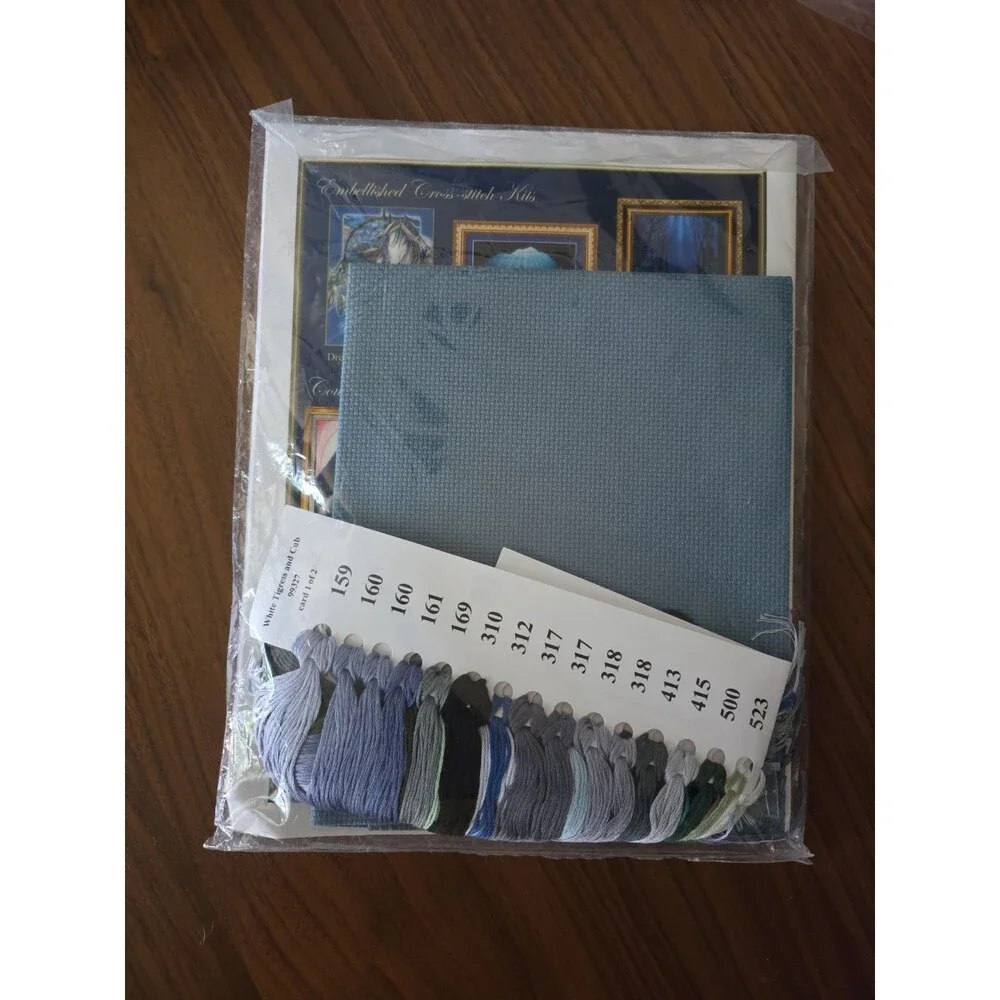 Kustom Krafts Cross Stitch Kit 99327 White Tigress & Cub Dyan Allaire